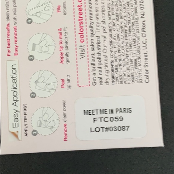 Color Street Nail Strips - Meet Me in Paris - Picture 4 of 4